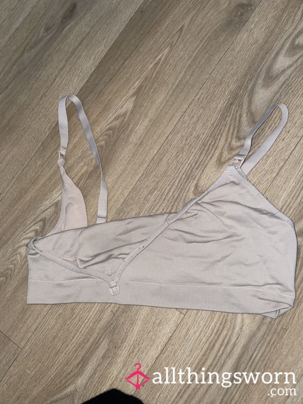 Bra, With Clasps. Feeding