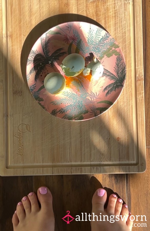 Breakfast Fun! Crushing Eggshells With Pretty Feet 🦶 🥚