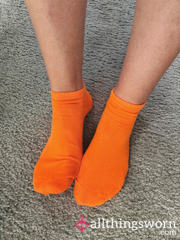 Bright Orange Ankle Socks 🫶