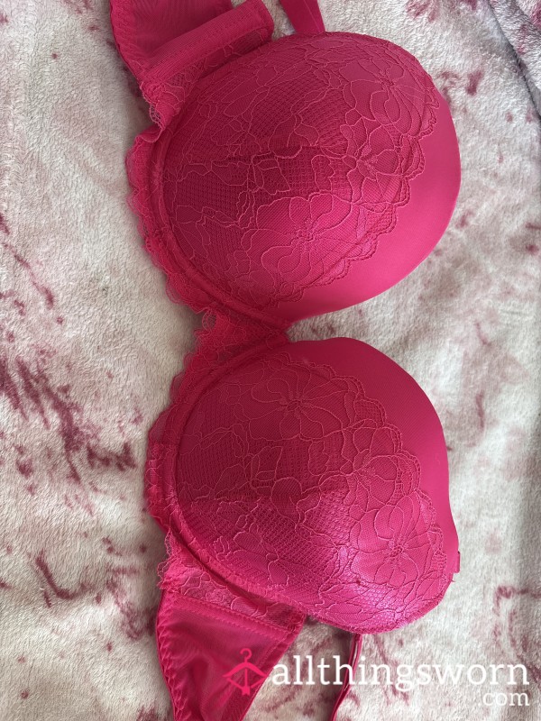 Bright Pink Bra 💖