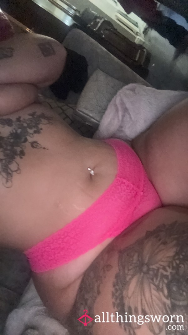 Bright Pink Lacy Thongs 🌸🌺