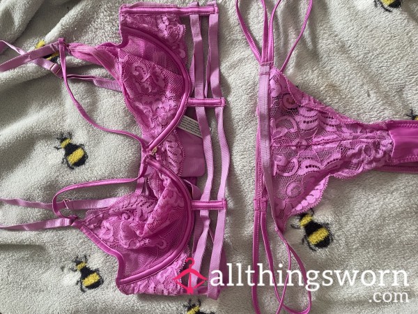 Bright Pink Lingerie Bra And Thong Set Size S  ❤️