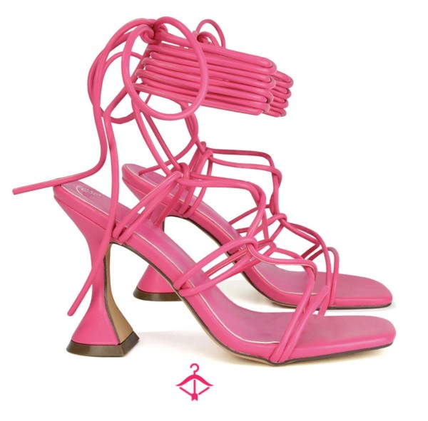 Bright Pink Heels🩷