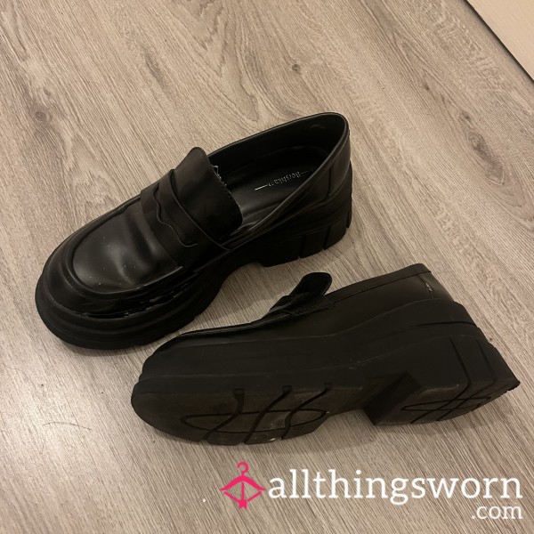 Broken Chunky Work Loafers