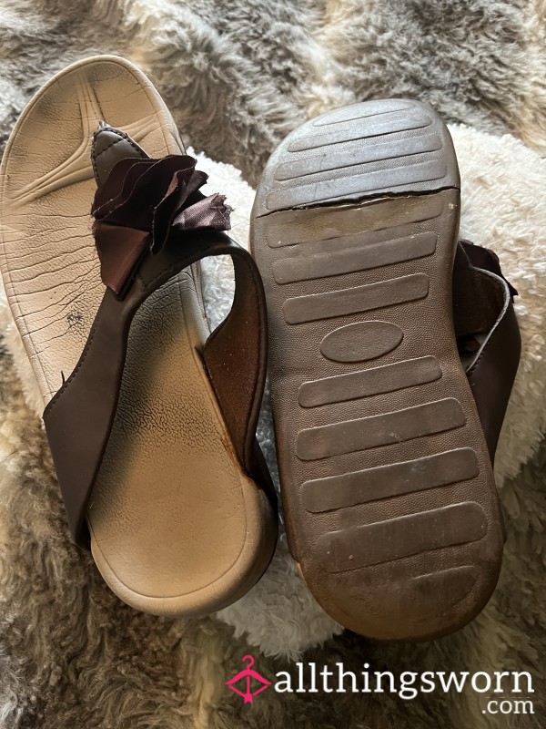 Broken Soles Brown Toe Post Flip Flops Sandals