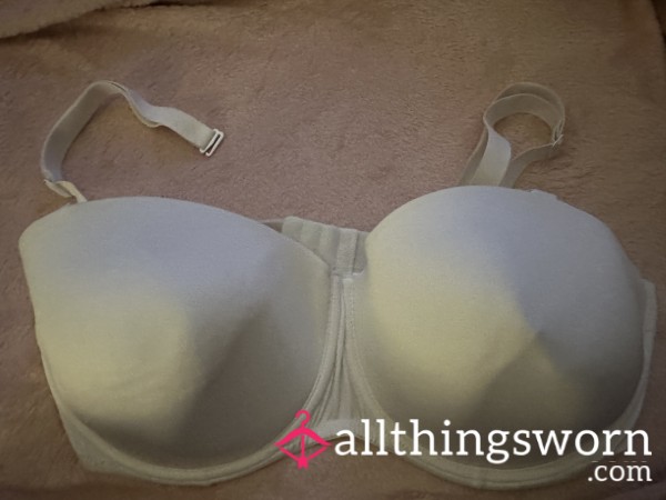 Broken Well Worn White 40F Bra