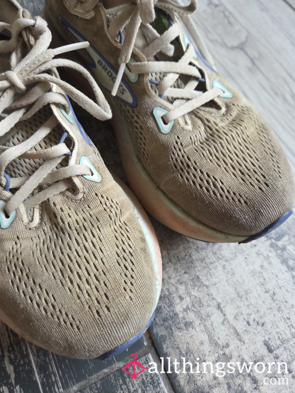 Brooks Running Trainers