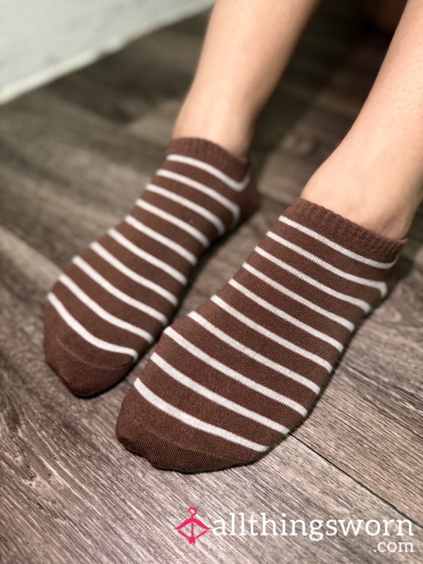 Brown And White Striped Ankle Socks