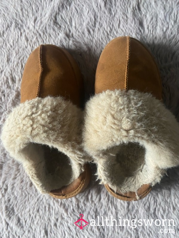Brown Chucky Fluffy Slippers