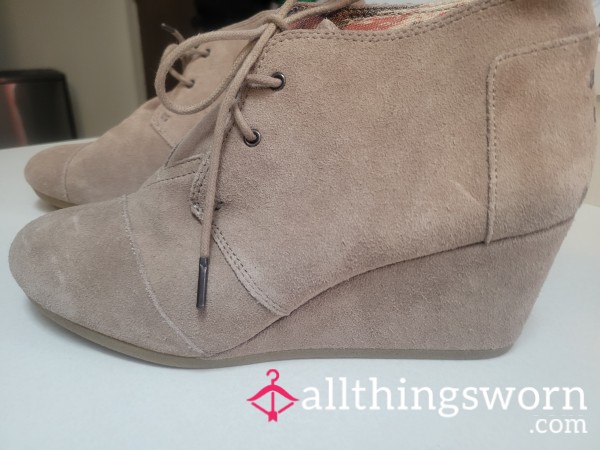 Brown Leather Wedge Ankle Booties - Tom's Brand - Size 12