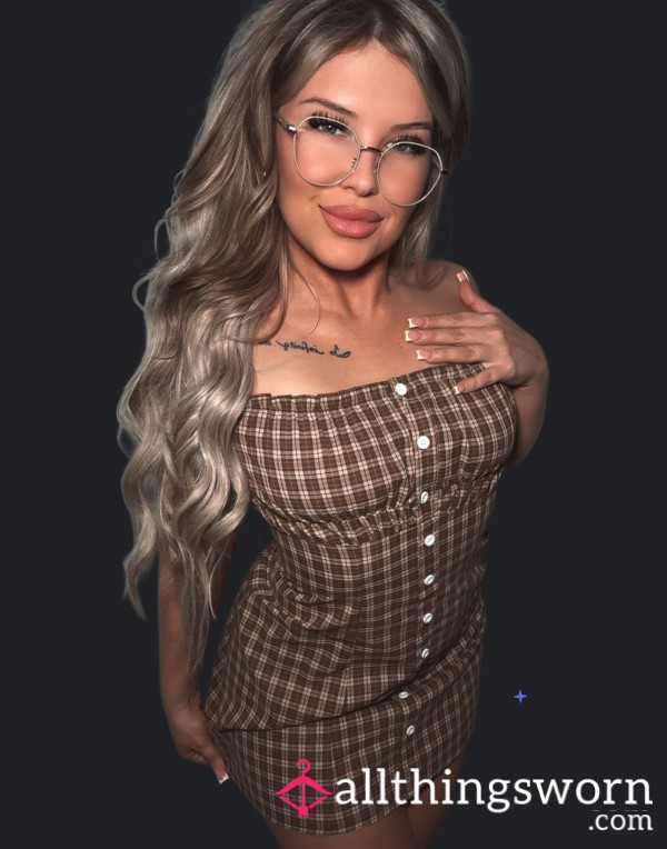 Brown Plaid S**y Secretary 👩‍💼 😈🔥