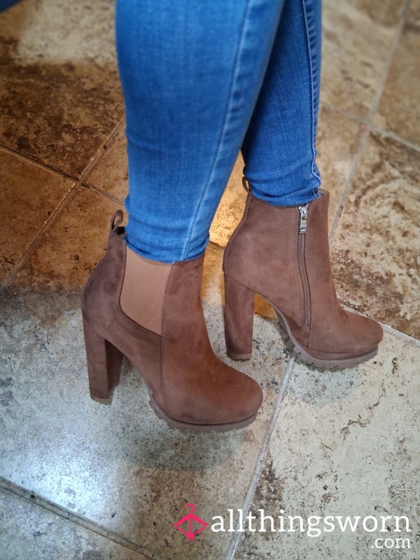 Brown Suede Boots With Heel
