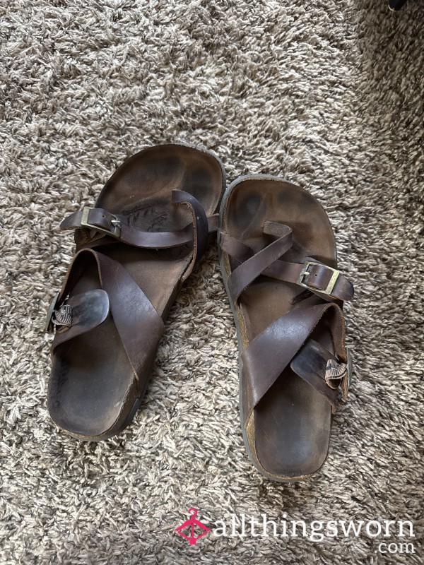 Brown Very Worn Toe Printed Sandals