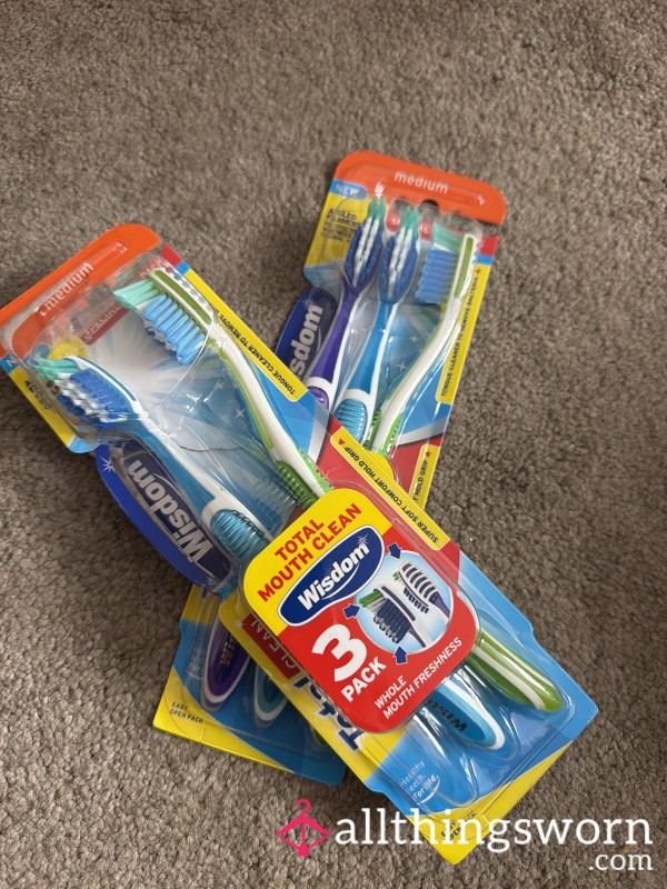 Brush My Teeth With Me