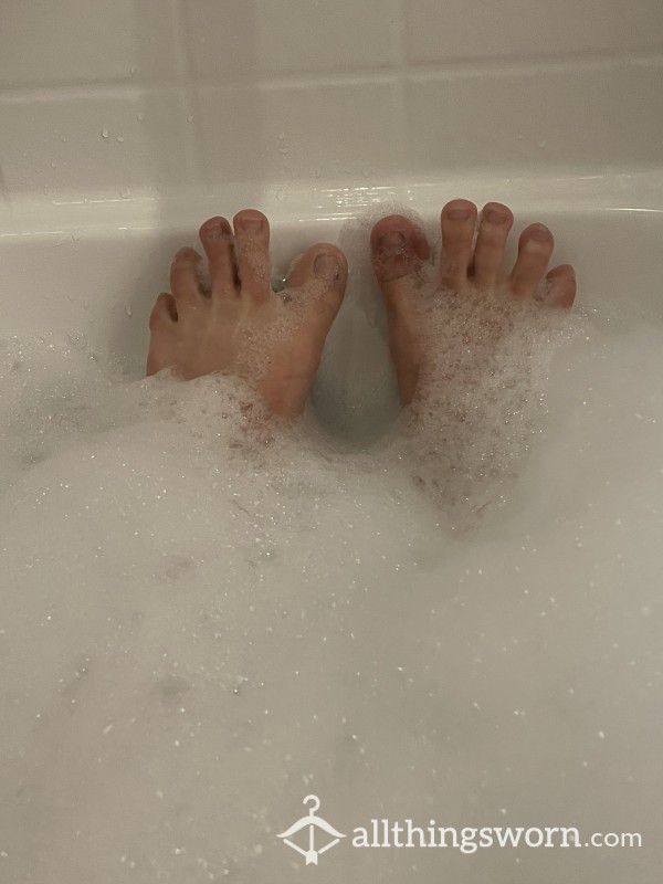 Bubble Bath Feet 🦶