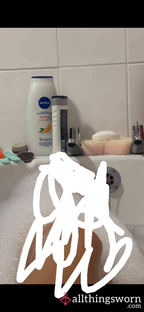 Bubble Bath Feet Pic