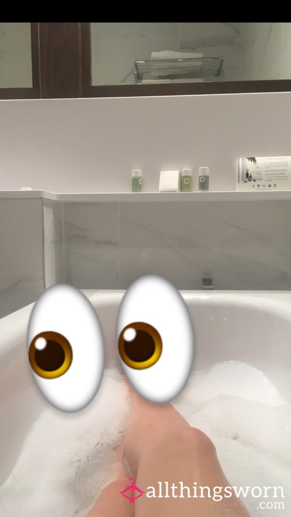 Bubble Bath Foot Fun 🛁