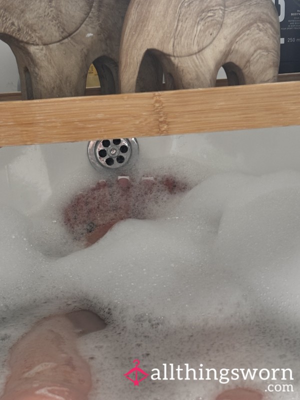 Bubble Bath Foot Video