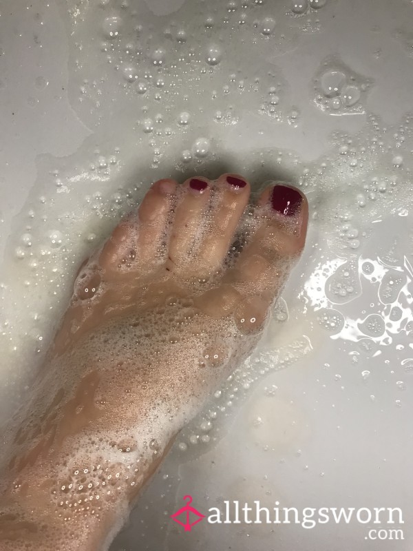 Bubble Feet In The Shower