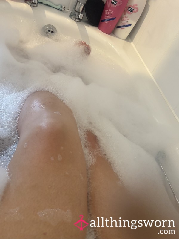 Bubbles Make Me Horny