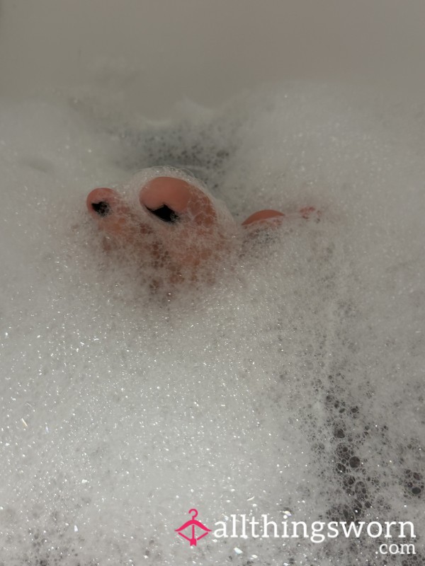 Bubbly Feet
