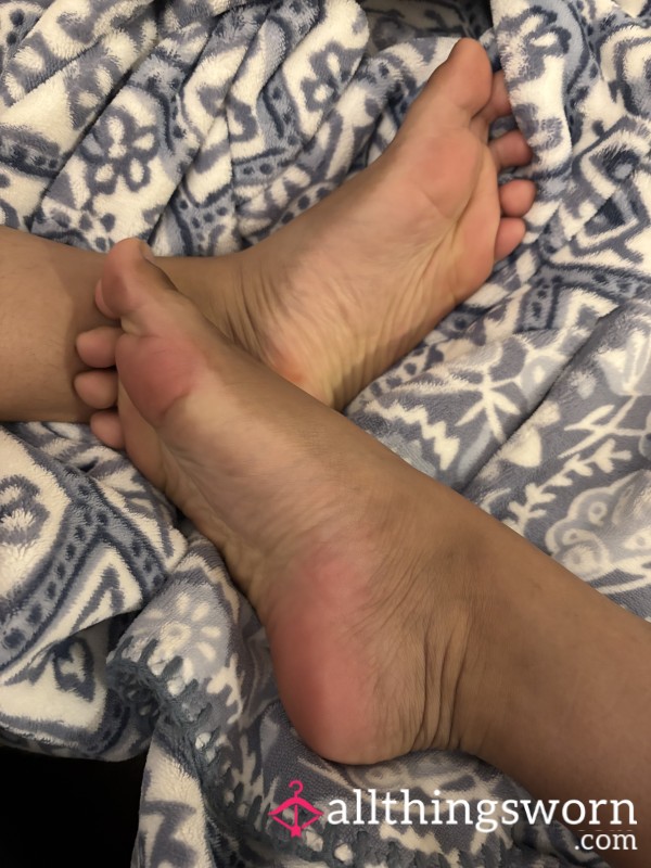 Bundle Of Feet Pictures
