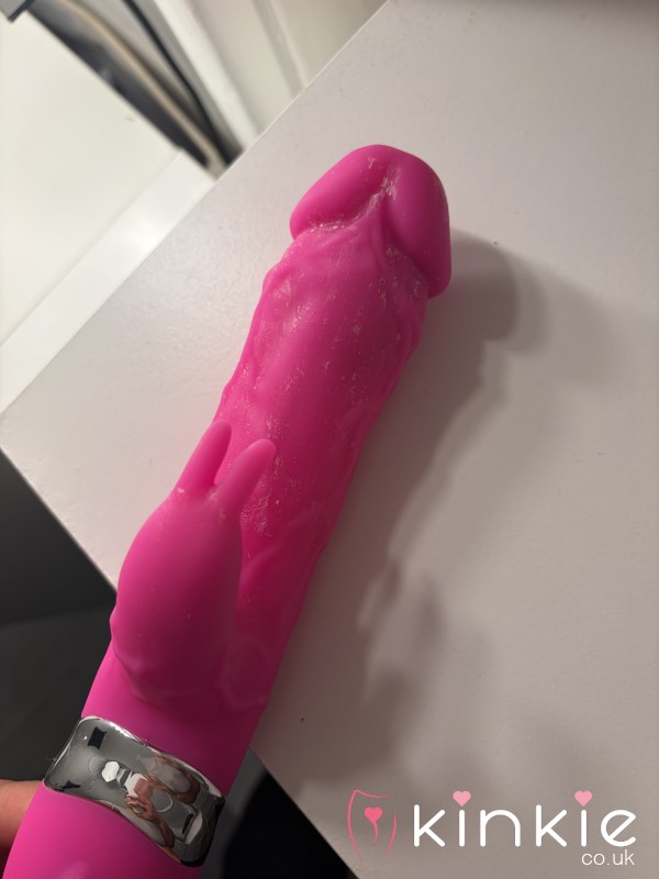 BUNNY Di**o WITH C*m