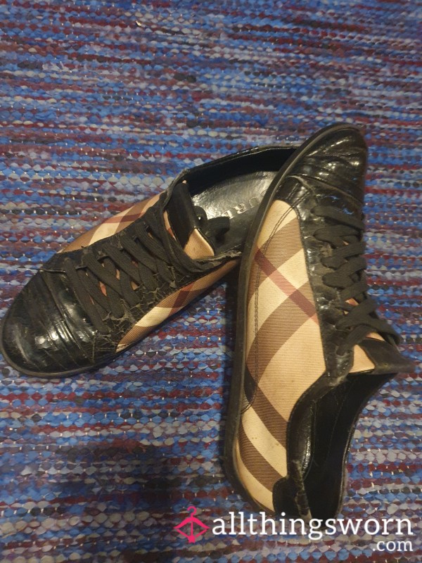 Burberry Sneakers Size 8-9 Worn For Many Years