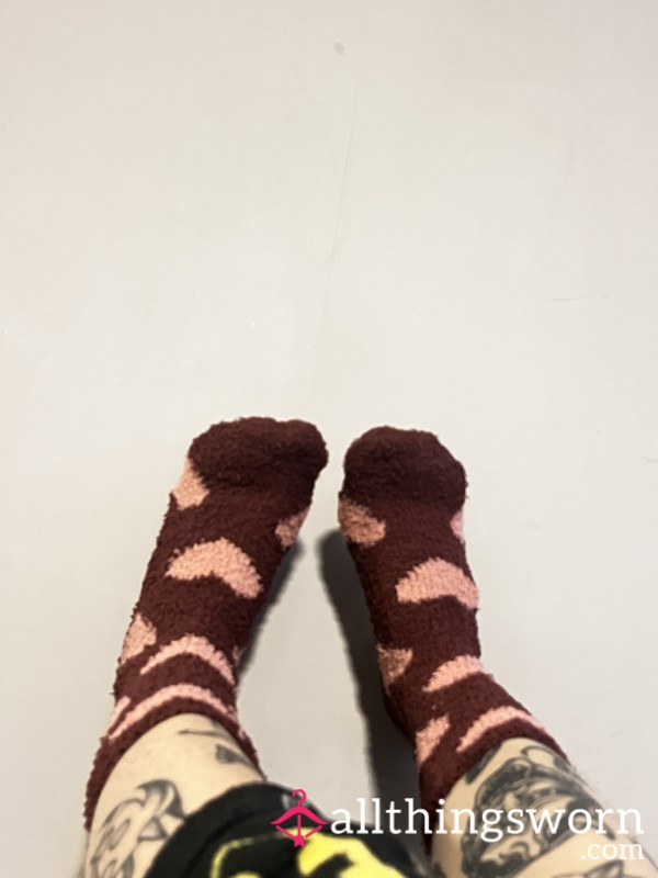 Burgundy Pink Heart Fluffy Socks
