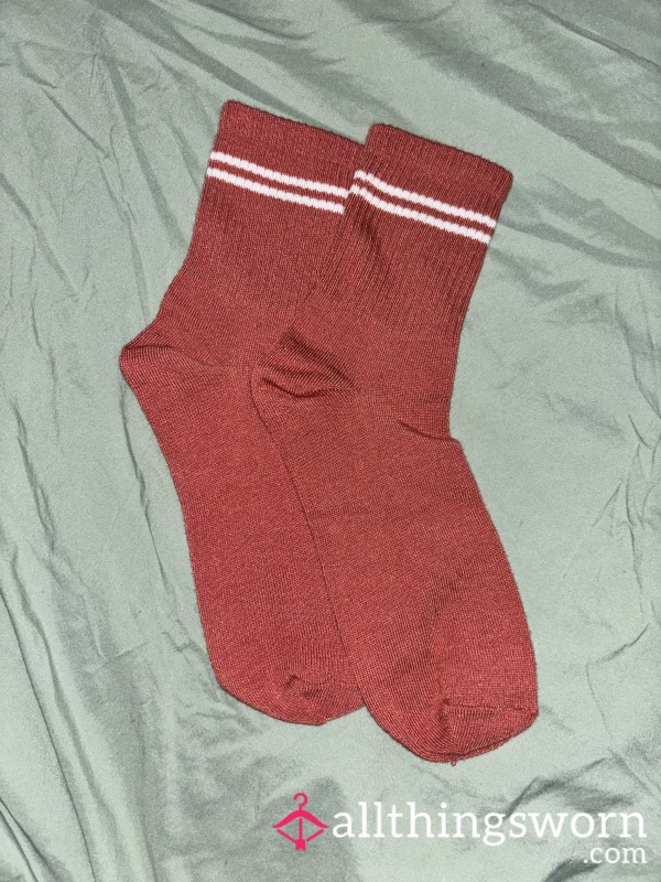 Burnt Orange Crew Socks 🍊