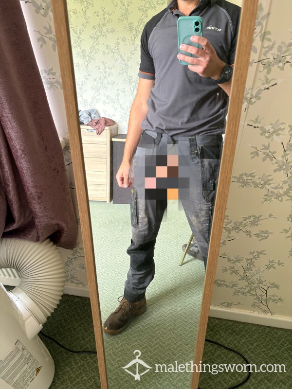 Bursting Out Of These Tradie Trousers 🍆