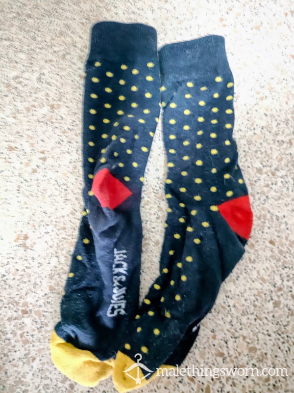 👔 BUSINESS OUTSIDE, BEAST INSIDE: THE "BIOWEAPON" SOCKS ☣️🧦