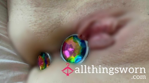 Bu*t Plug Toying Pu**y & A**l!