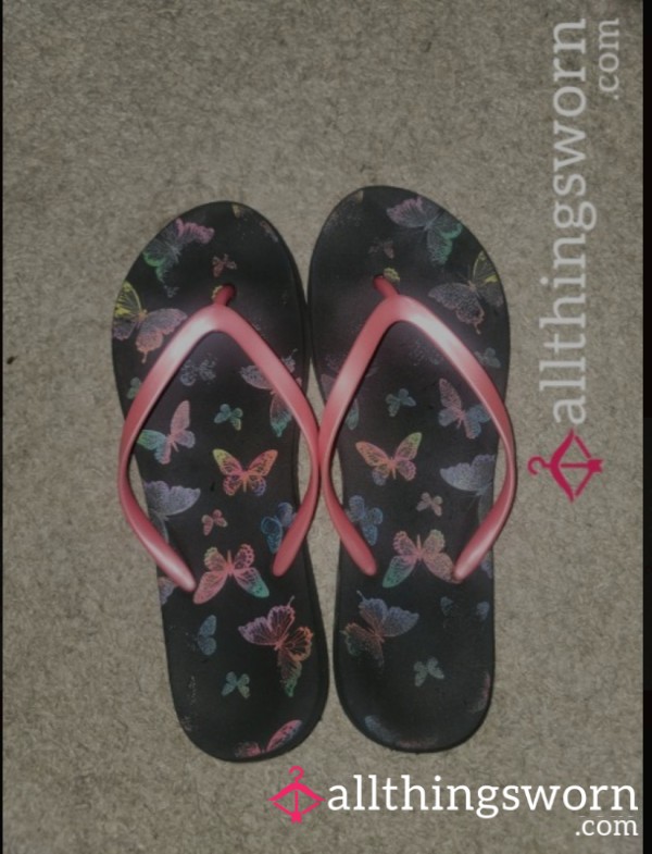 Bu*terfly Flip Flops