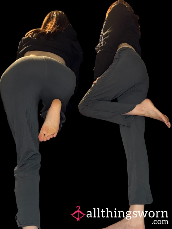 Bu*tery Soft Lululemon Size 2 Pants