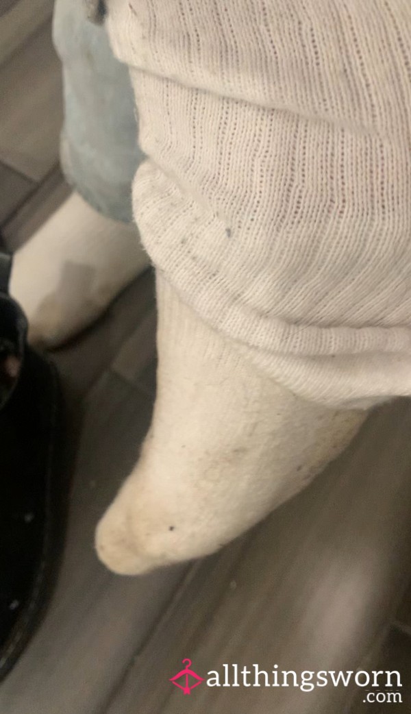Buy Me Dinner Get 3 Feet Pics