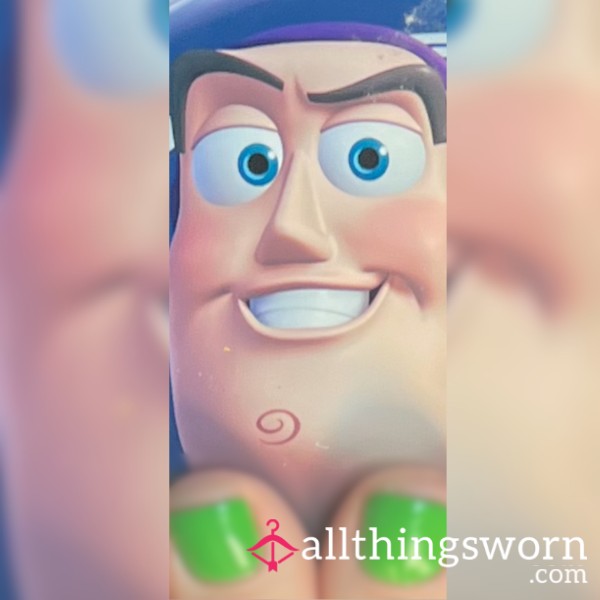 Buzz Lightyear Likes😌😏