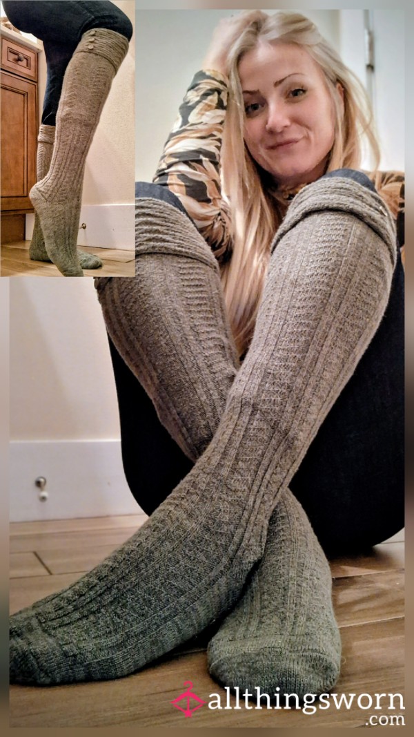 Cable Knit Knee High Socks (well Worn)