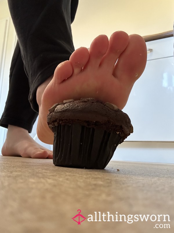 Cake Crush Video | Foot Crush | Food Crush