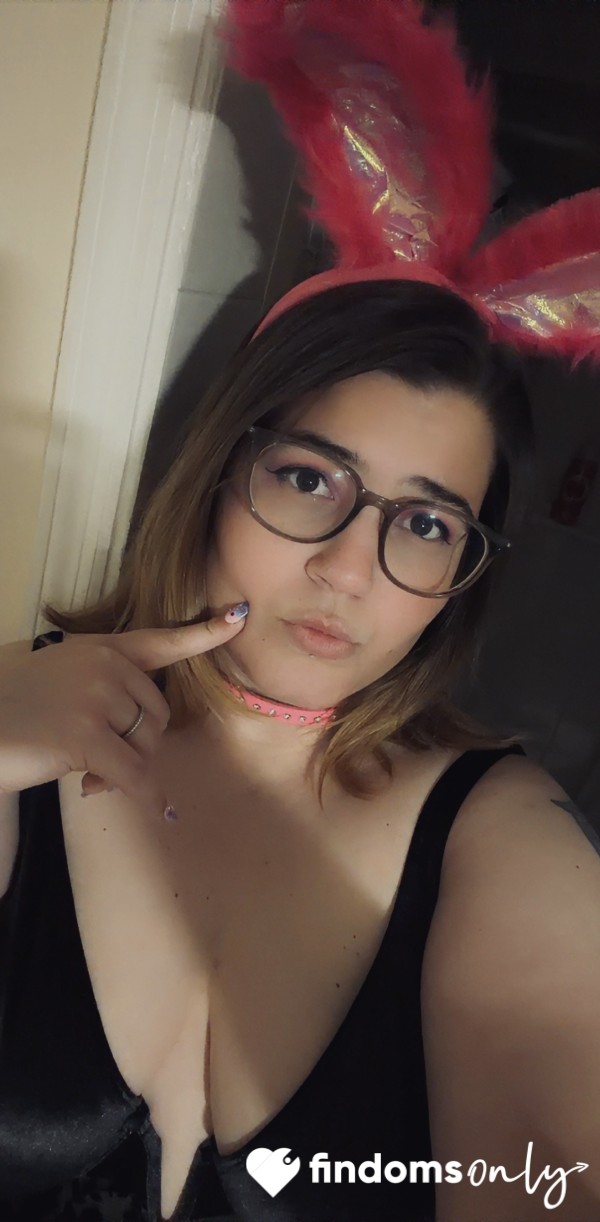 Cake Sitting Pics