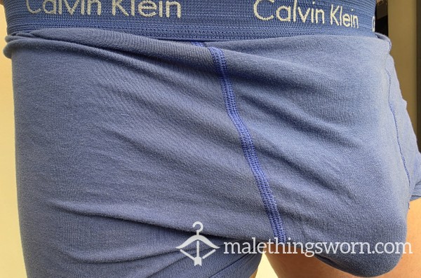Calvin Kleins Size Large Blue (1 Day Standard Wear)