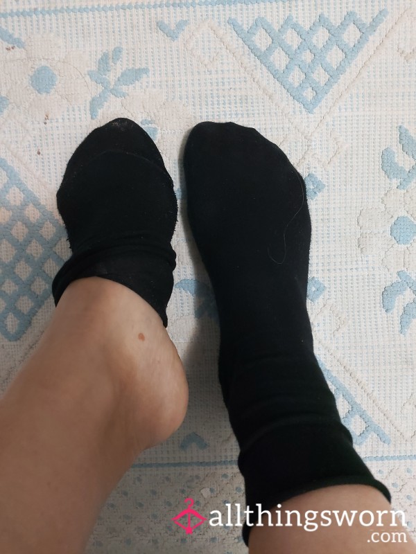 Black Cotton Socks Used For Sleeping