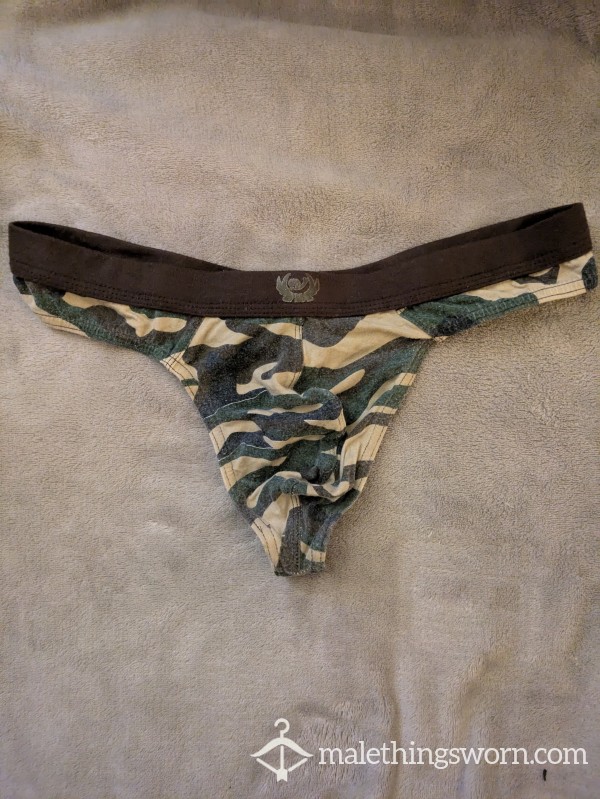Camo Thong