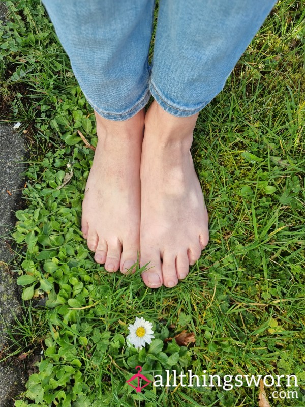🥰Natural Bare Feet-outdoor Gra** 🥰