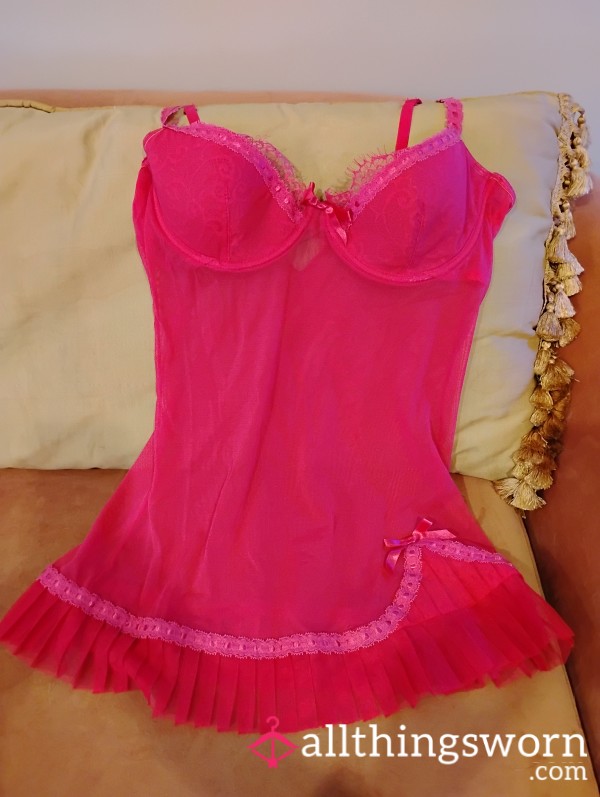 🍬Candy Kiss – Hot Pink Babydoll & G-String Set