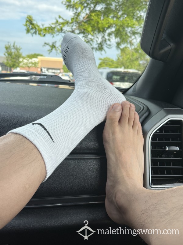 Car Feet Pics