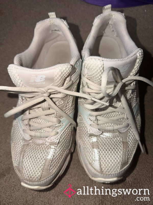 Cara’s Stinky Old New Balance