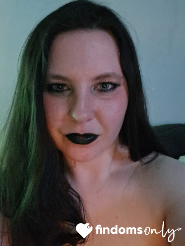 Catch The Attention Of Mistress