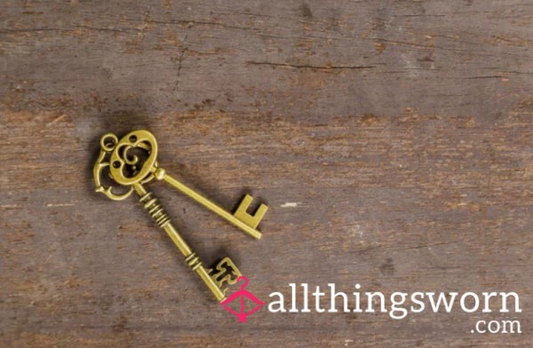 Chastity Key Holding Experience With A Pregnant Horny Milf 😈🖤