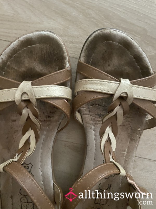 Chaussures Usées